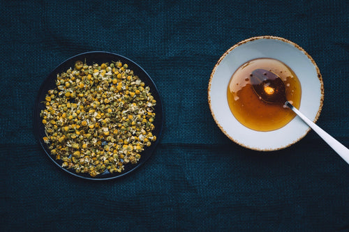 Organic chamomile. Natural herbal infusion